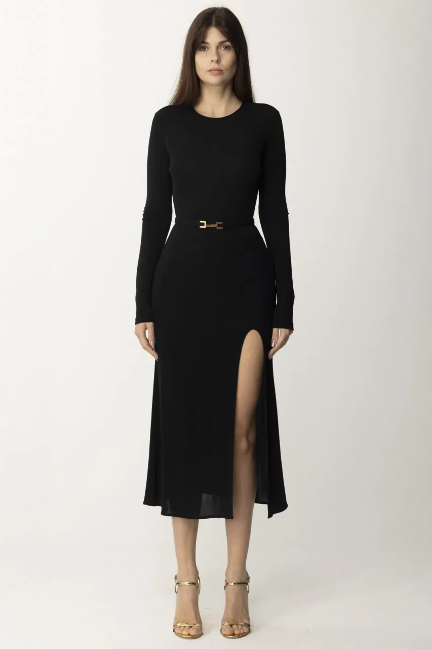 Abito midi con cintura e spacco Nero