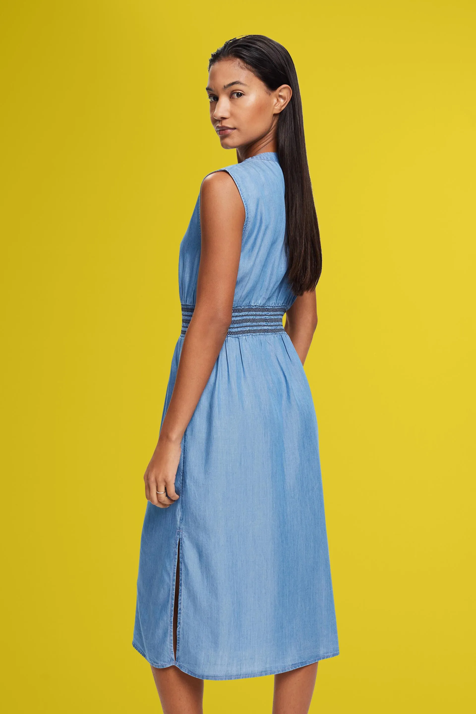 Abito midi senza maniche in simil denim