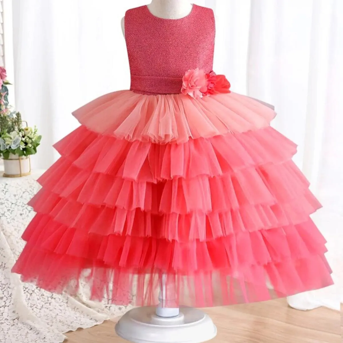 Abito per bambini Abito da principessa con fiori ricamati in pizzo soffice Abito da ballo di Natale per capodanno Jacquar con pe