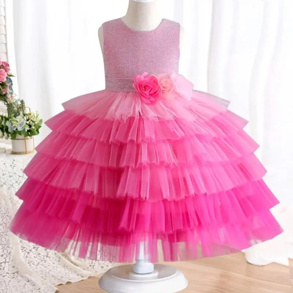 Abito per bambini Abito da principessa con fiori ricamati in pizzo soffice Abito da ballo di Natale per capodanno Jacquar con pe