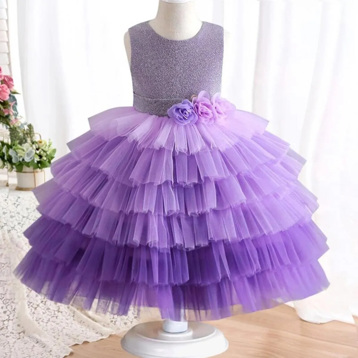Abito per bambini Abito da principessa con fiori ricamati in pizzo soffice Abito da ballo di Natale per capodanno Jacquar con pe