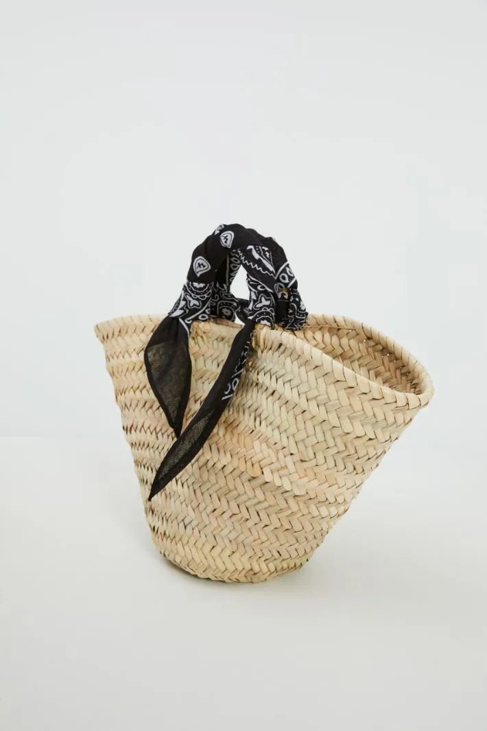 Borsa in paglia con bandana