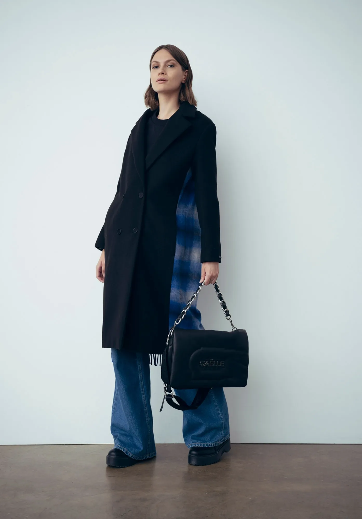 Cappotto Lungo Doppio Petto In Panno Nero Bluette – Gaëlle Paris