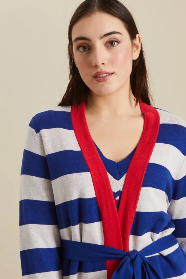 Cardigan jacquard con frange