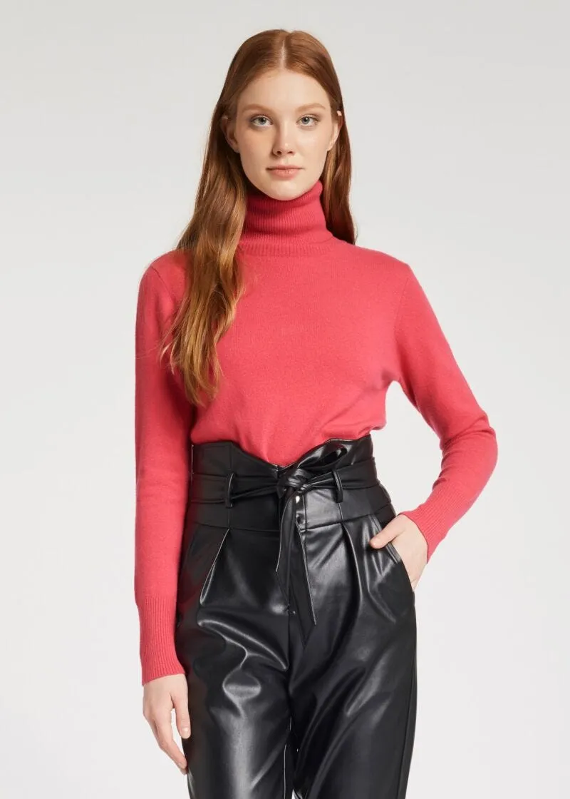 Dolcevita con dettagli cut-out