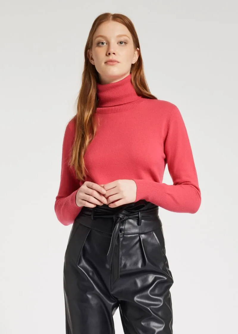 Dolcevita con dettagli cut-out