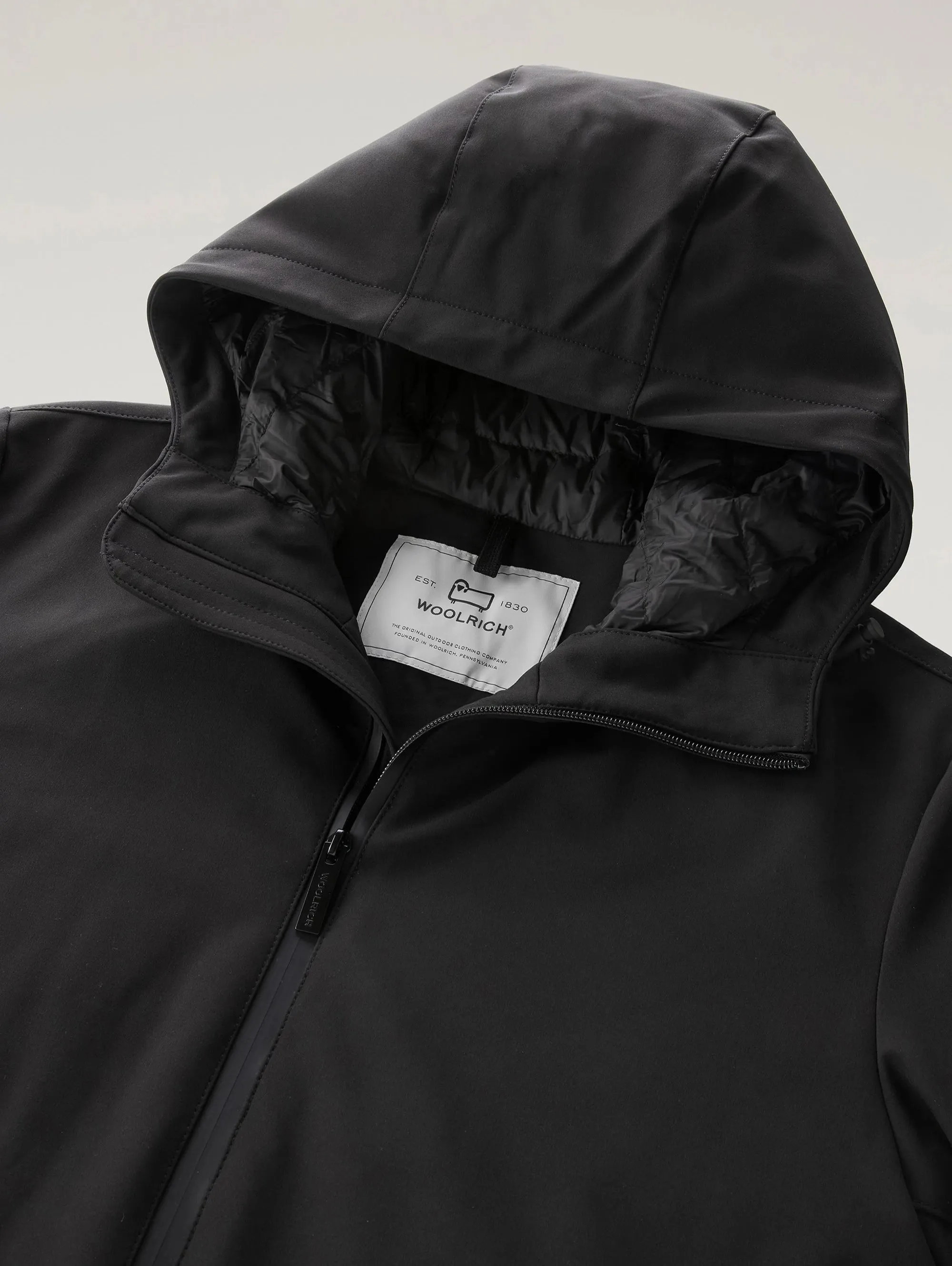 Giacca Antivento con Cappuccio Pacific Nero