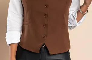 Gilet elegante con bottoni 8931, marrone