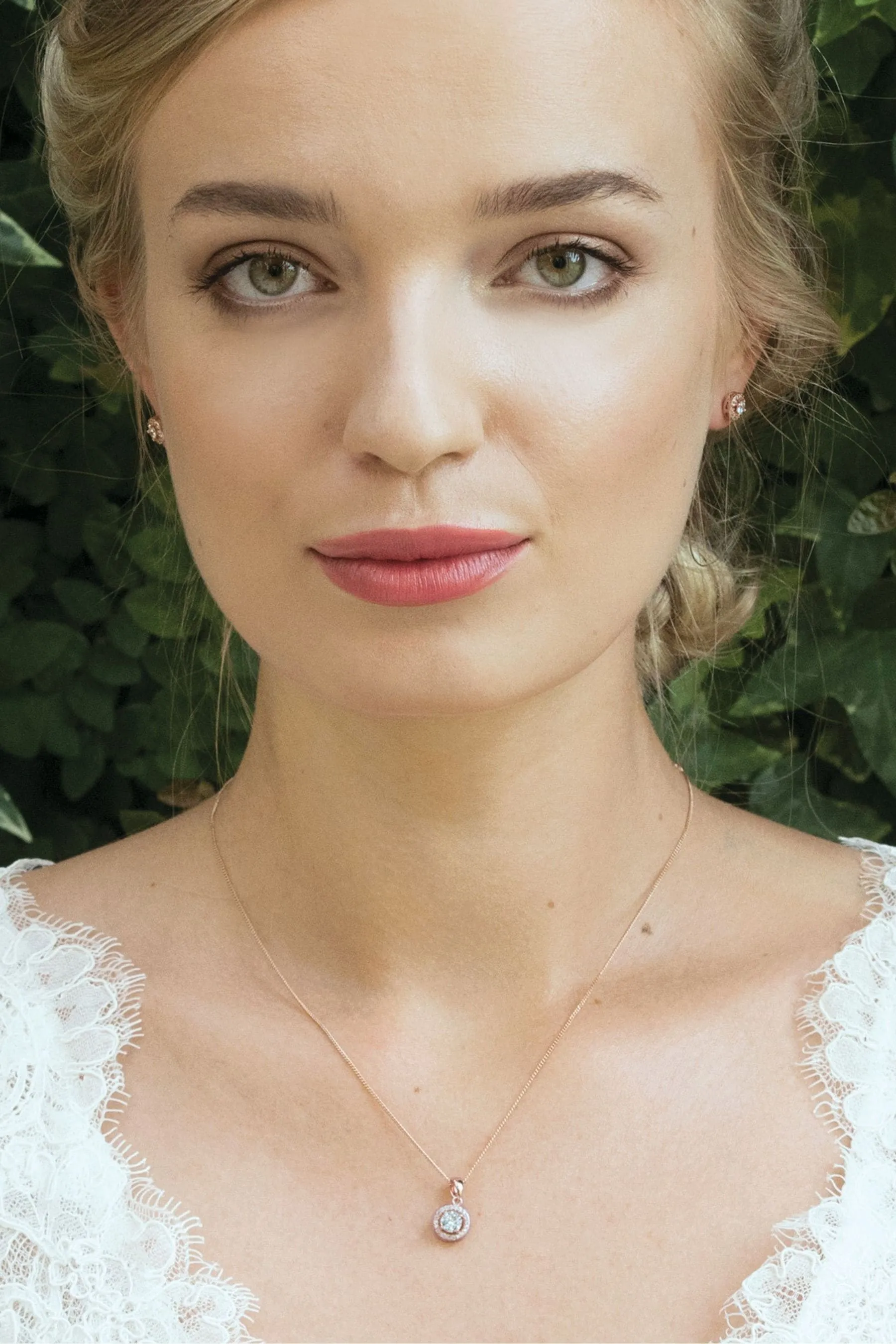 Ivory & Co - Balmoral - Ciondolo con delicati cristalli
