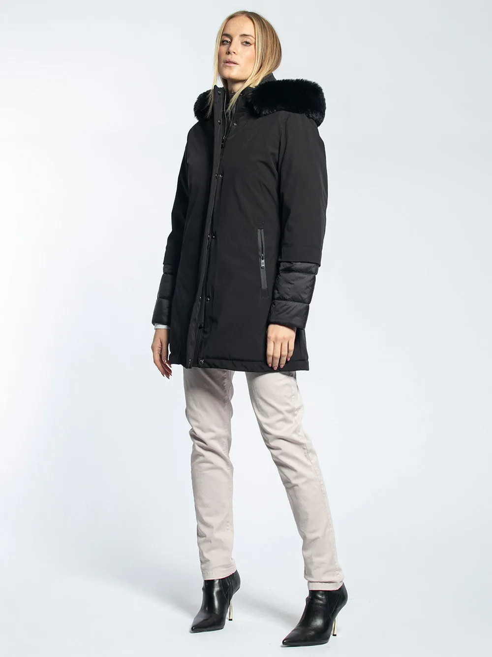 Parka tre quarti con cappuccio staccabile