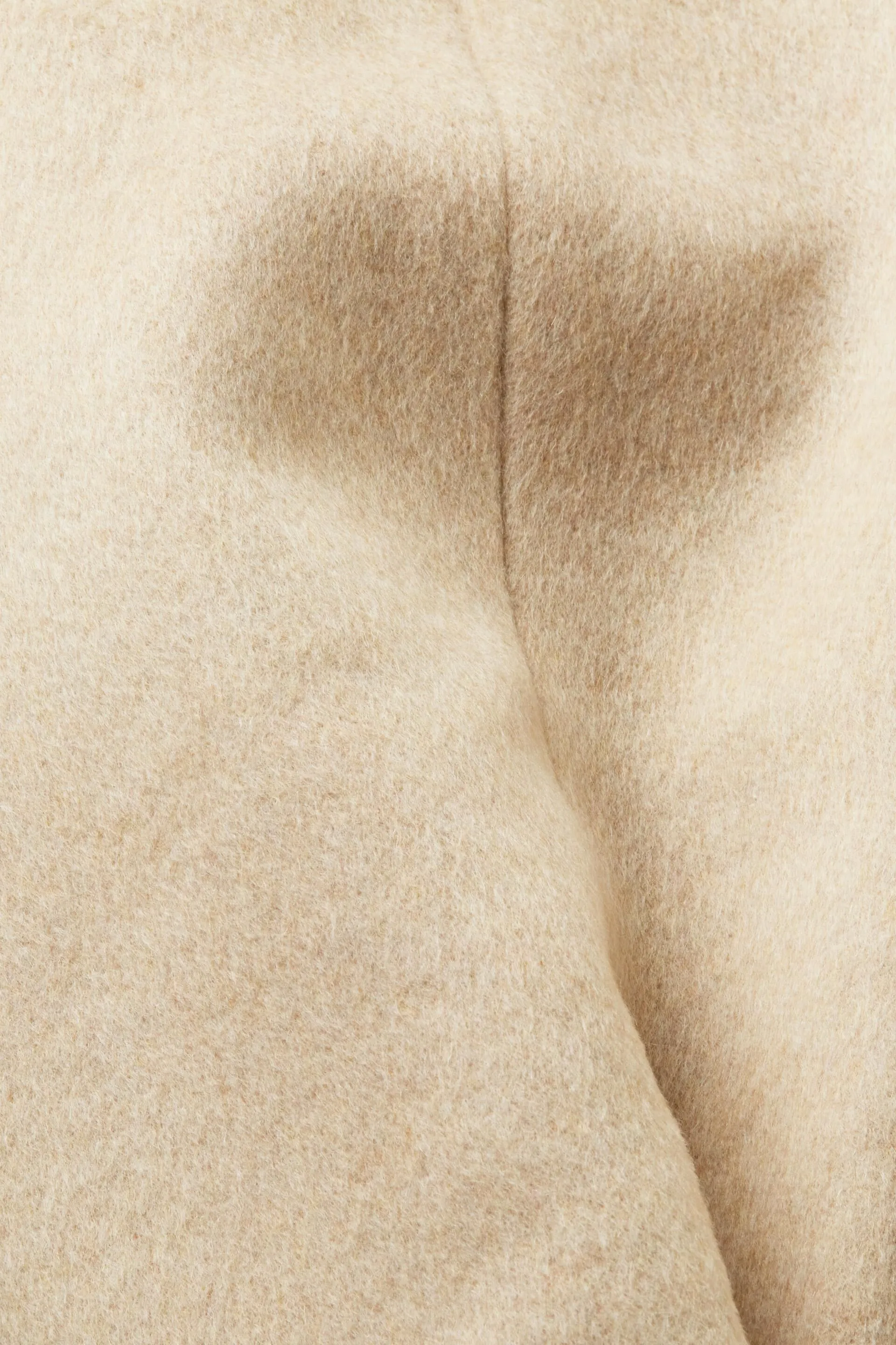 Riciclato: cappotto in misto lana con cachemire