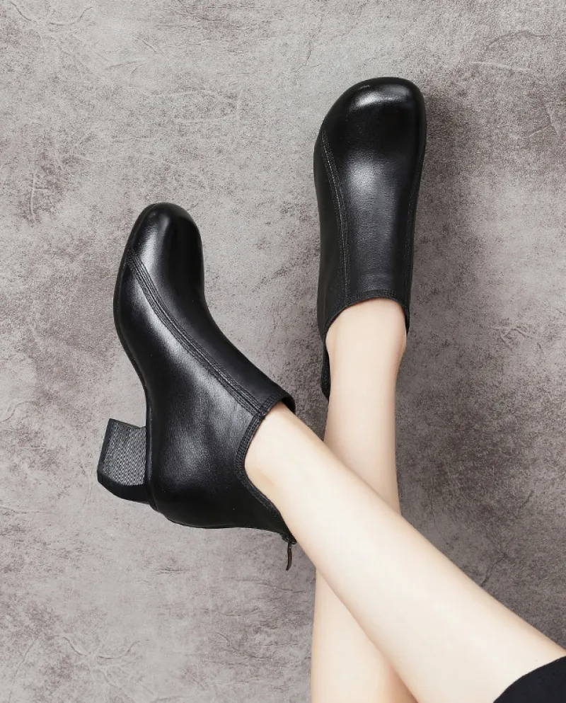 Stivali da donna Autunno e inverno Nuovo stile retrò Stivali da donna in morbida pelle di vacchetta Stivali corti con tacco medi