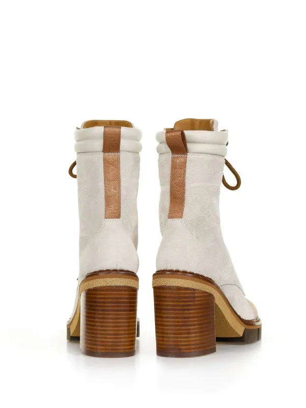 Suede Boots with heel